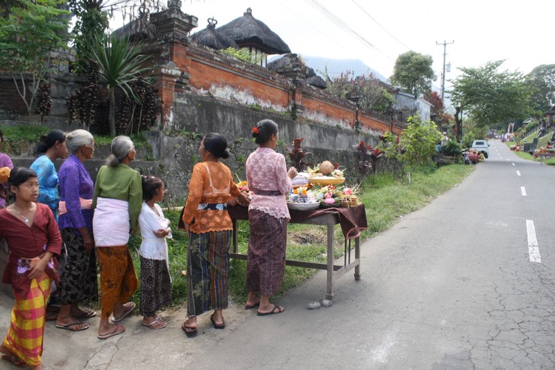 Bali Ceremonies 301