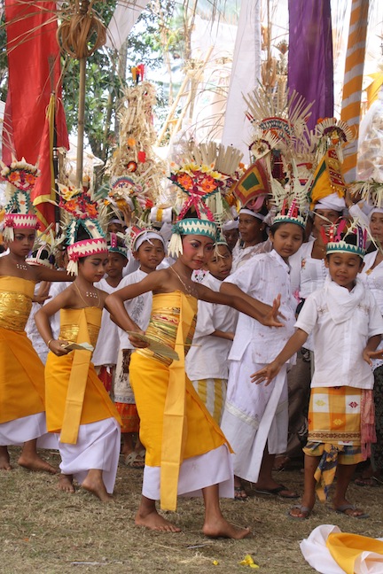 Bali Ceremonies 520