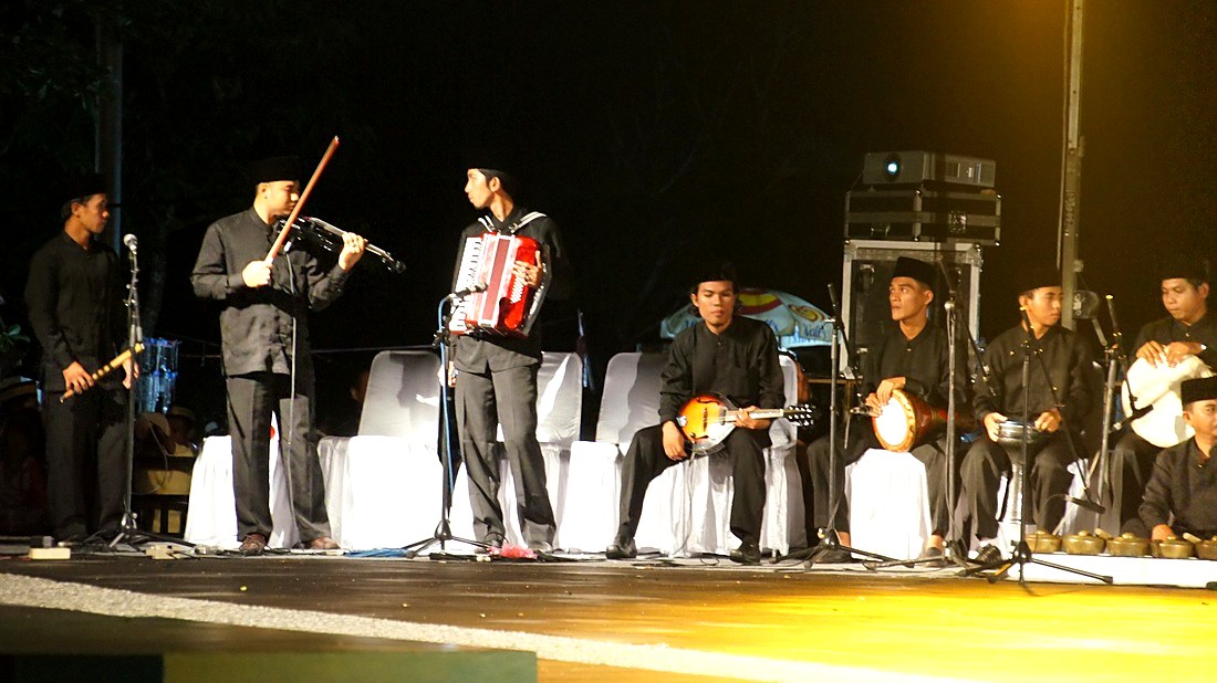 Riau Dances 16