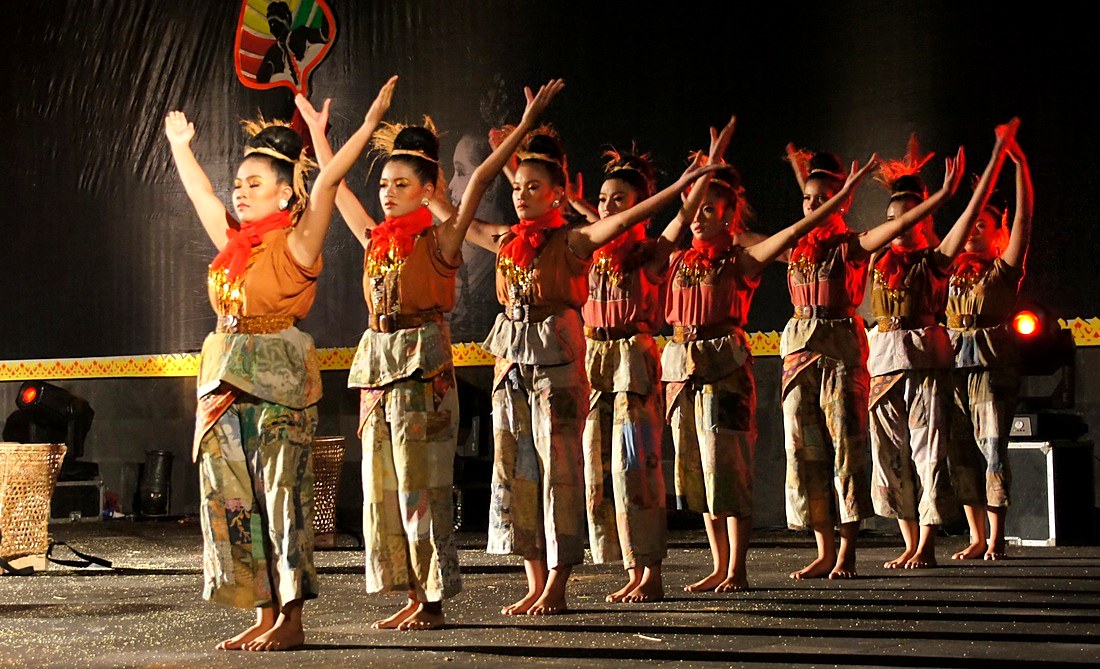 Riau Dances 27