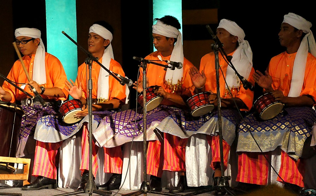 Riau Dances 29