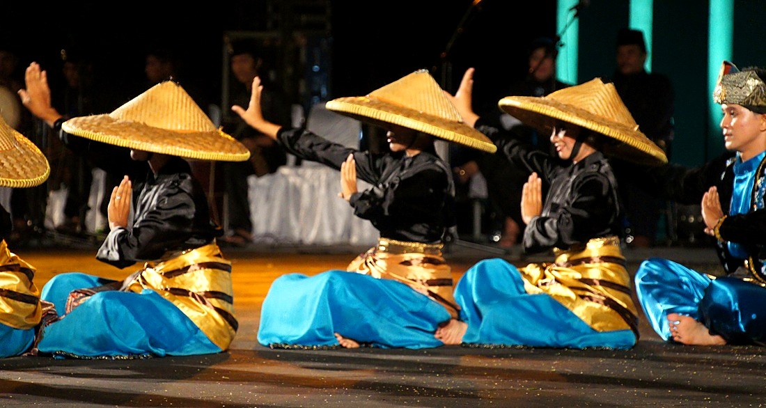 Riau Dances 42