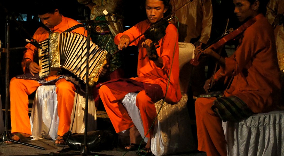 Riau Dances 45