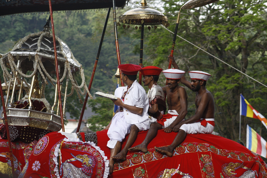 Sri Lanka — Buddha Tooth Relic celebration 10