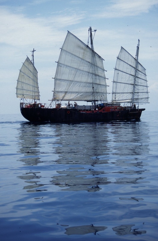 RV Heraclitus