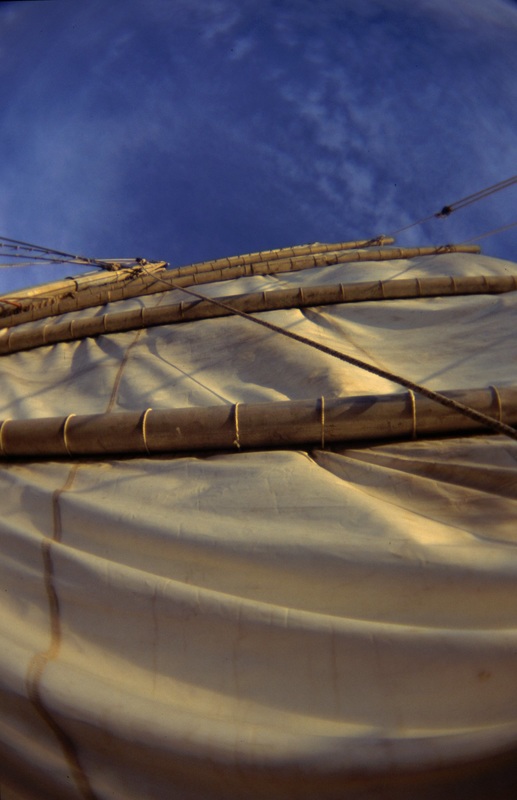 RV Heraclitus 8